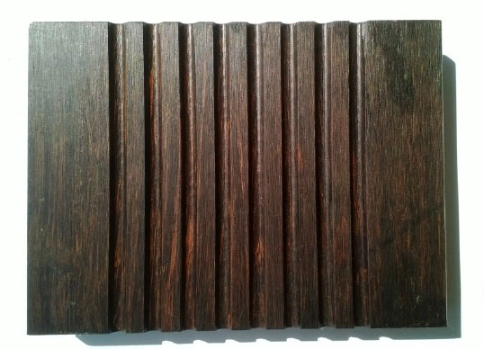 桃花江戶外竹地板正面，大溝槽紋理